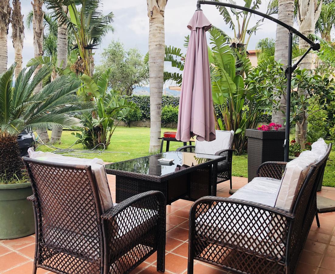 Villa Valentino Giardini Naxos Exterior photo